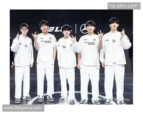 英雄联盟精彩解析：深入探讨IG战队的团队配合与战术策略